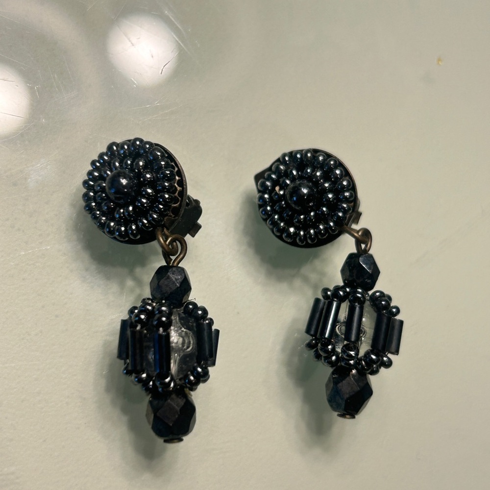 Beaded Drop Earrings - Black